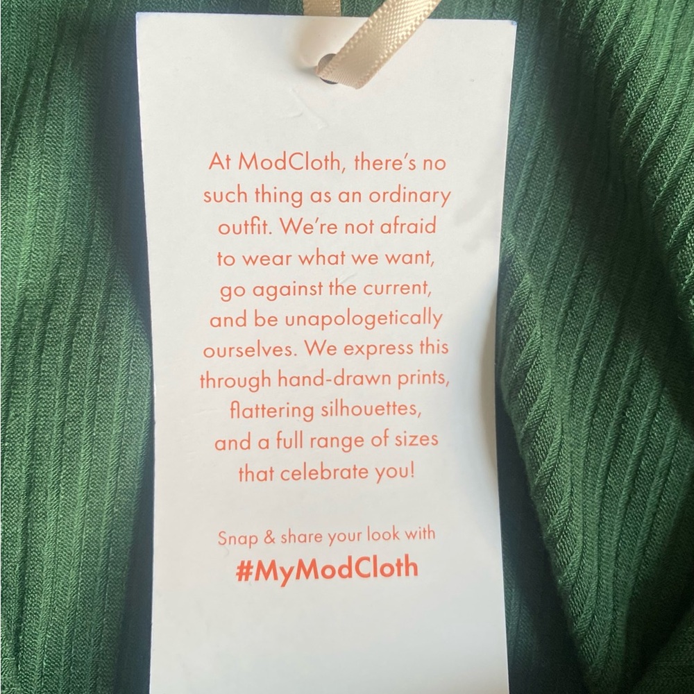 Modcloth Green Backless Ribbed Dress - Picture 5 of 8
